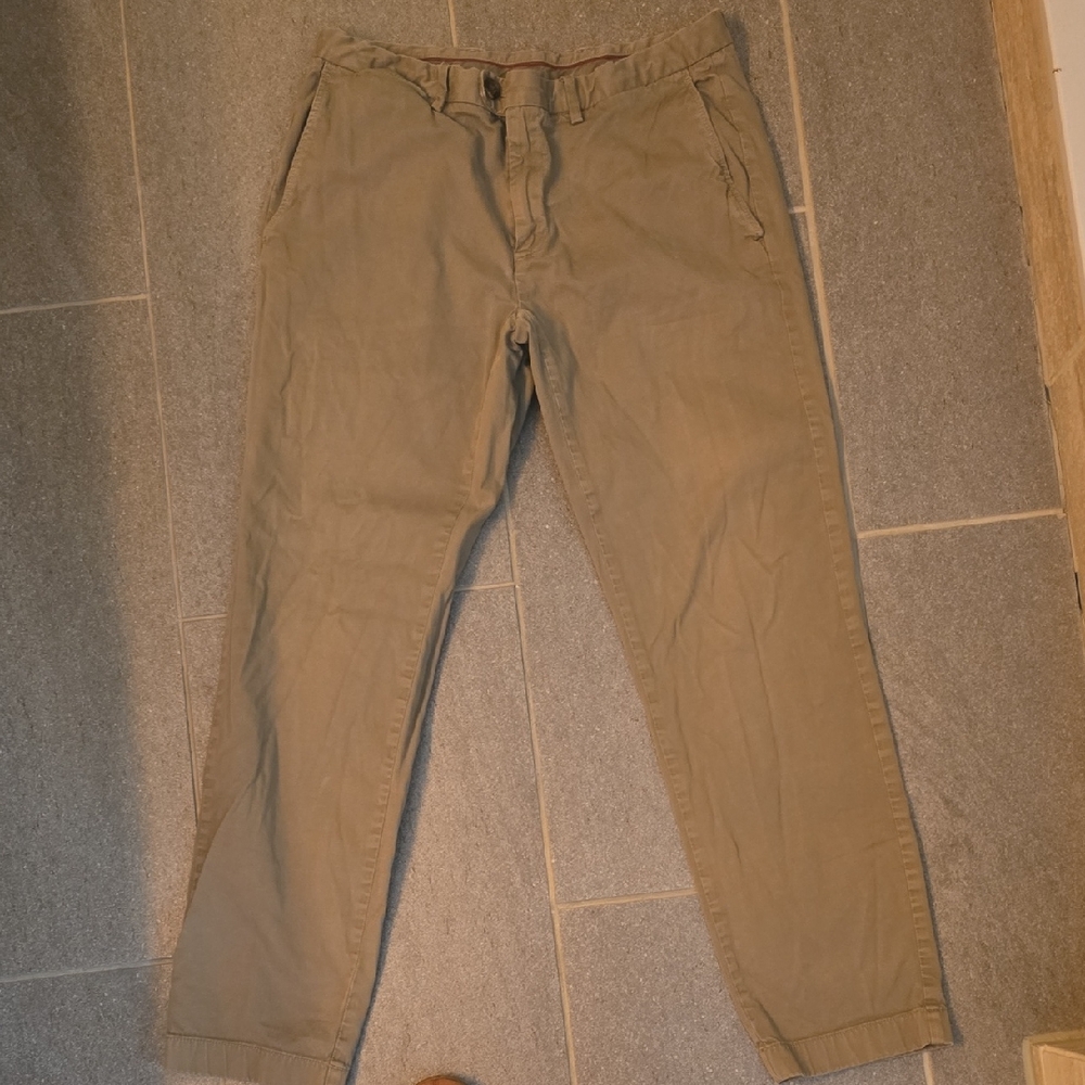 Brooks Brothers Khaki Chinos